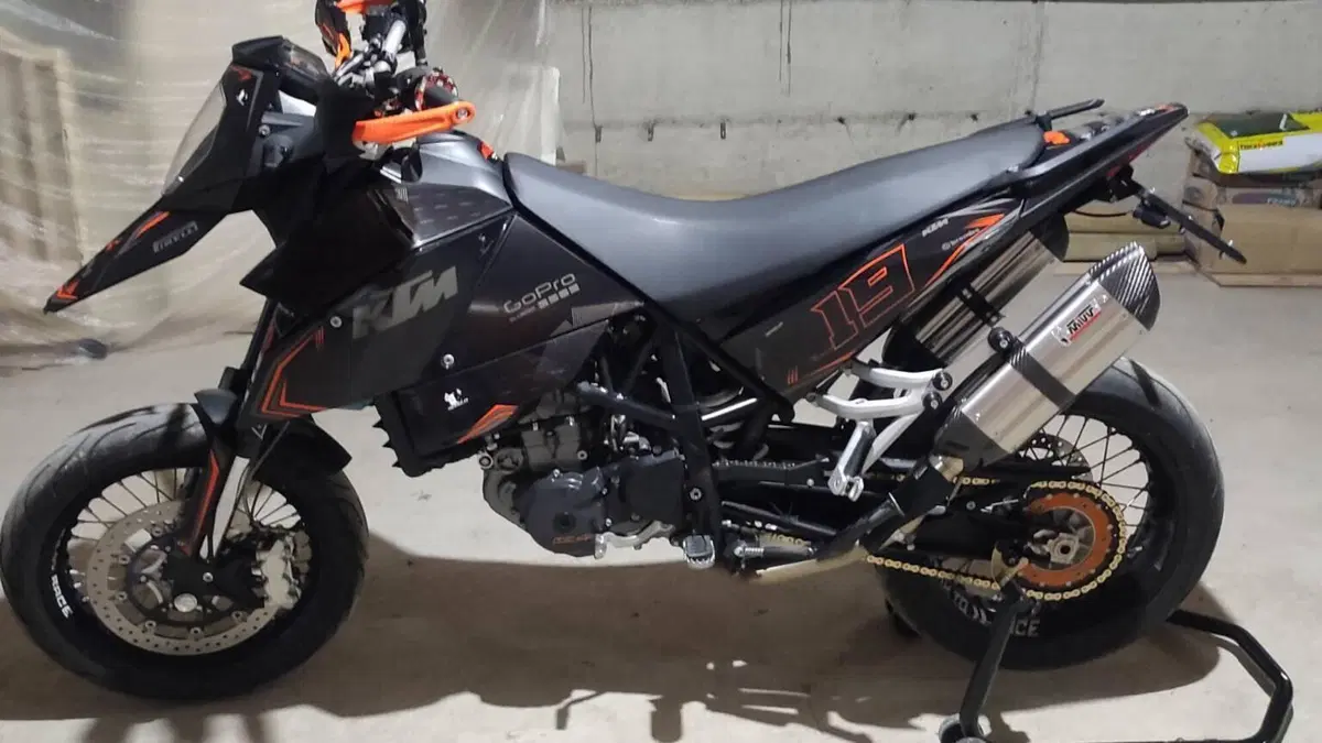 KTM 690 Supermoto (2007 - 12)  (5)
