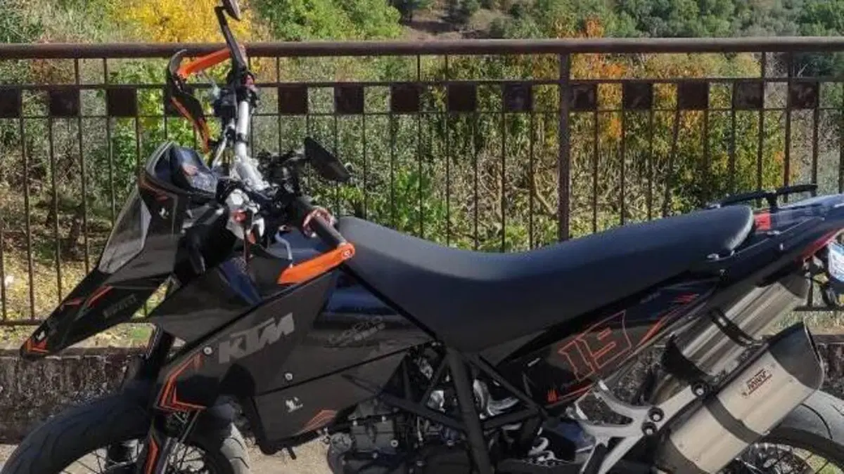 KTM 690 Supermoto (2007 - 12)  (7)