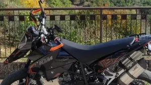 KTM 690 Supermoto (2007 - 12)  (7)
