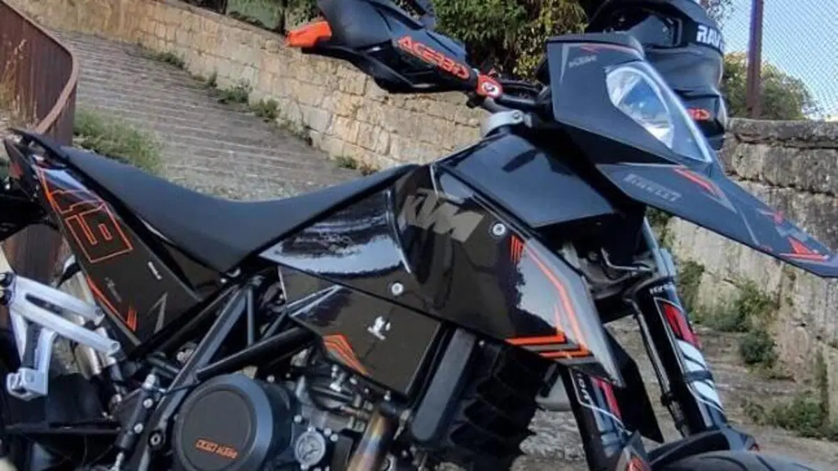 KTM 690 Supermoto (2007 - 12)  (8)