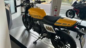 Triumph Tracker 400 (2026)  (3)