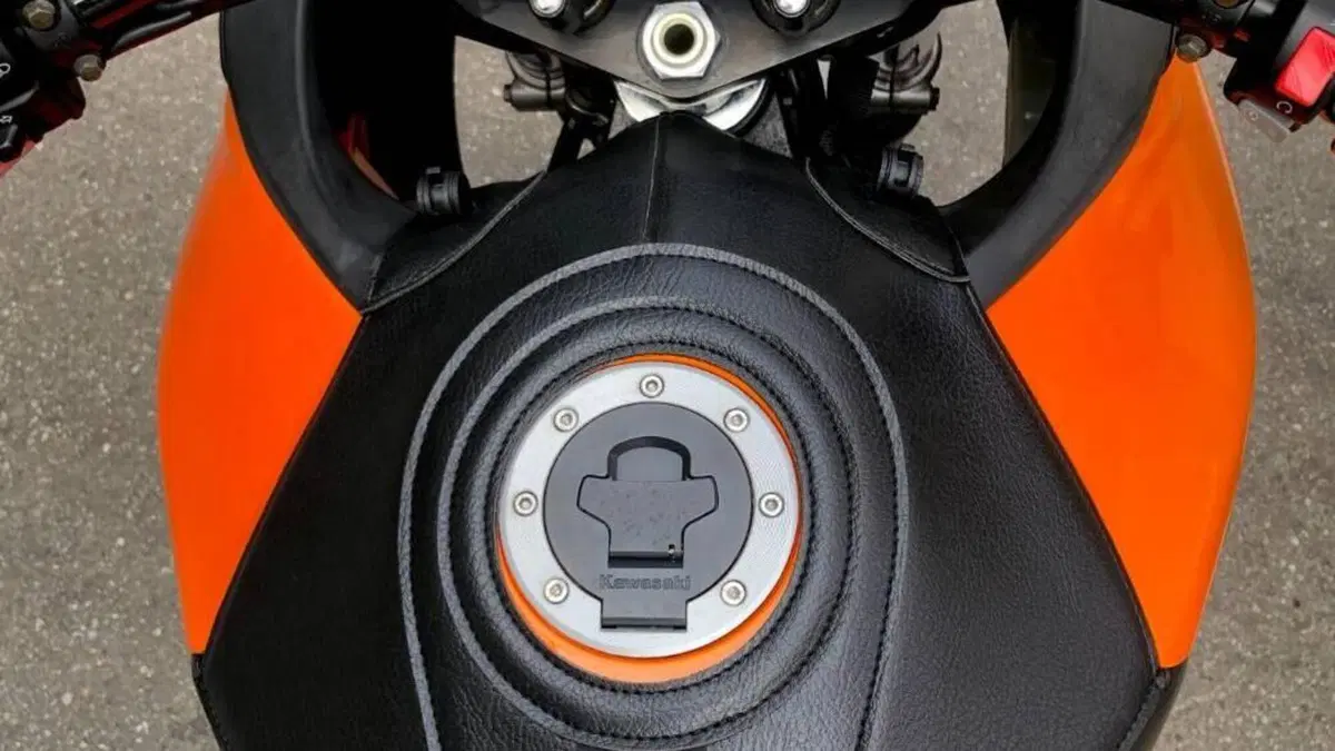 Kawasaki   (7)