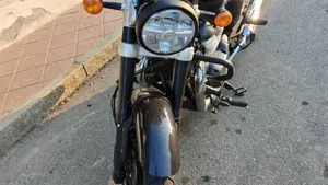Royal Enfield Super Meteor 650 (2023 - 26)  (2)