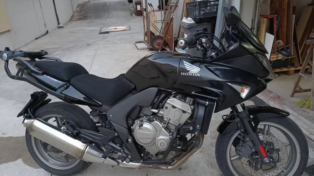 Honda CBF 600 N (2005 - 11)  (2)