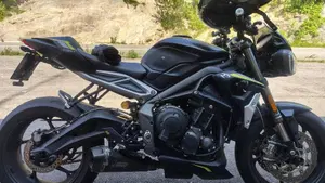 Triumph Street Triple RS (2020 - 22) 