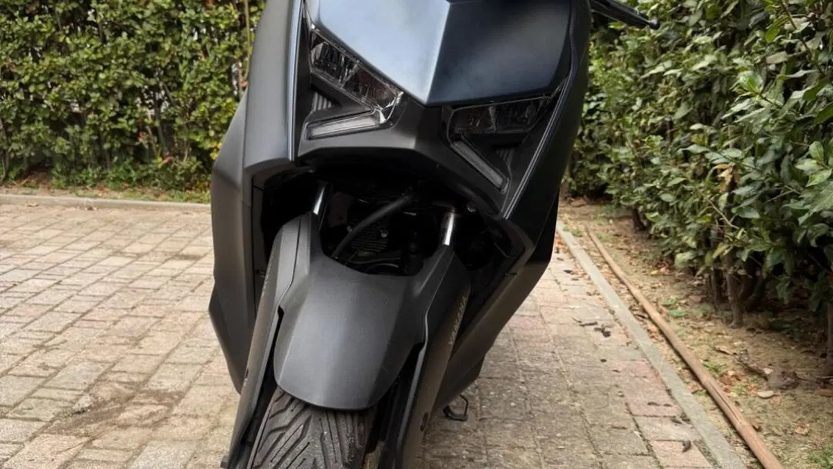 Yamaha X-Max 300 (2021 - 24)  (6)