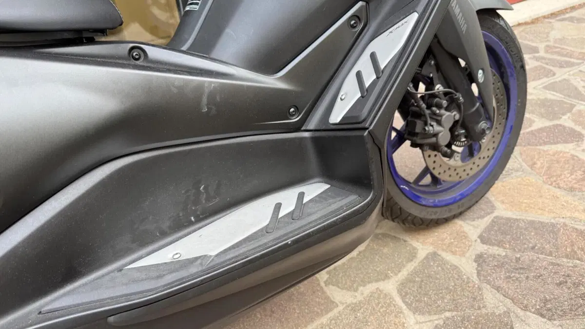 Yamaha X-Max 300 (2021 - 24)  (14)