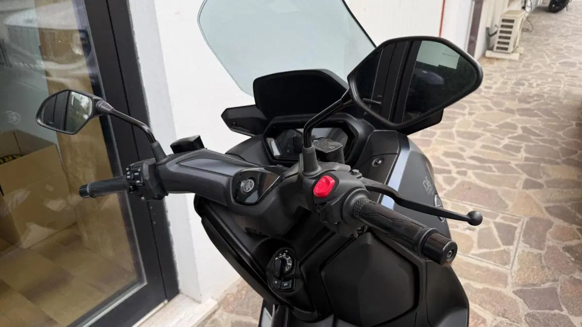 Yamaha X-Max 300 (2021 - 24)  (15)