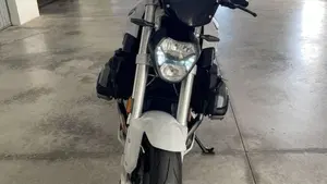 Bmw R 1200 R (2017 - 18)  (2)