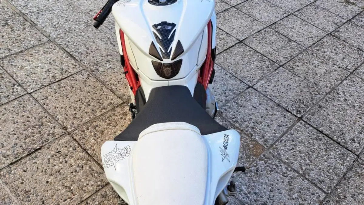 MV Agusta F3 675 (2011 - 15)  (6)