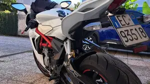 MV Agusta F3 675 (2011 - 15)  (7)