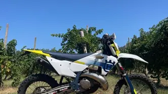 Husqvarna TE 300 (2024) usata