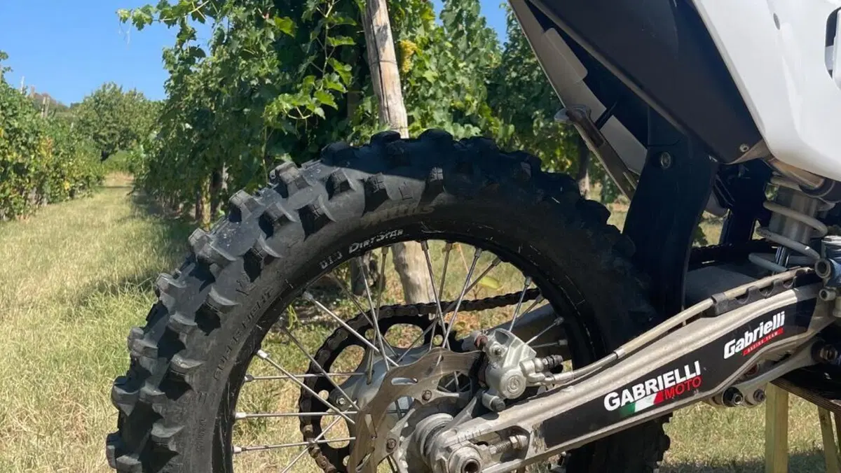 Husqvarna TE 300 (2024)  (5)
