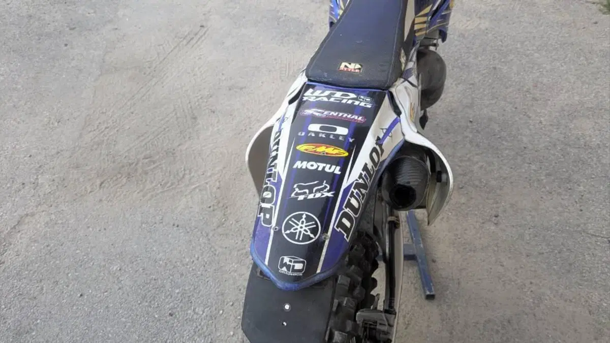 Yamaha YZ 125 (2009)  (3)