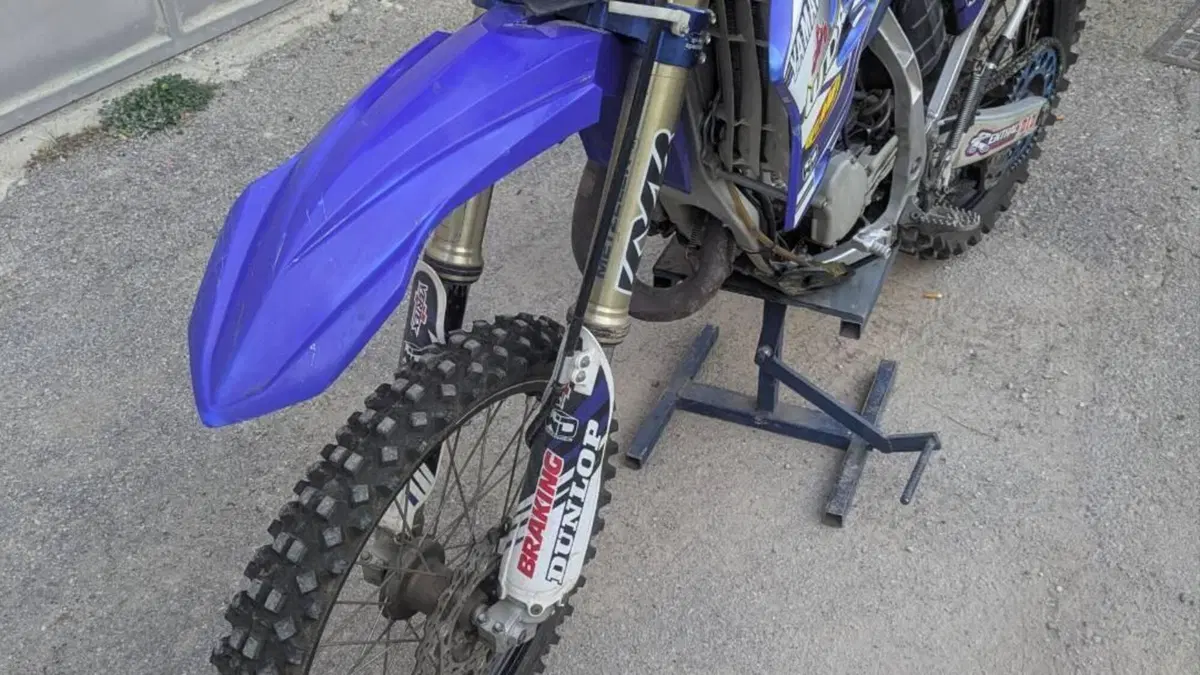 Yamaha YZ 125 (2009)  (4)