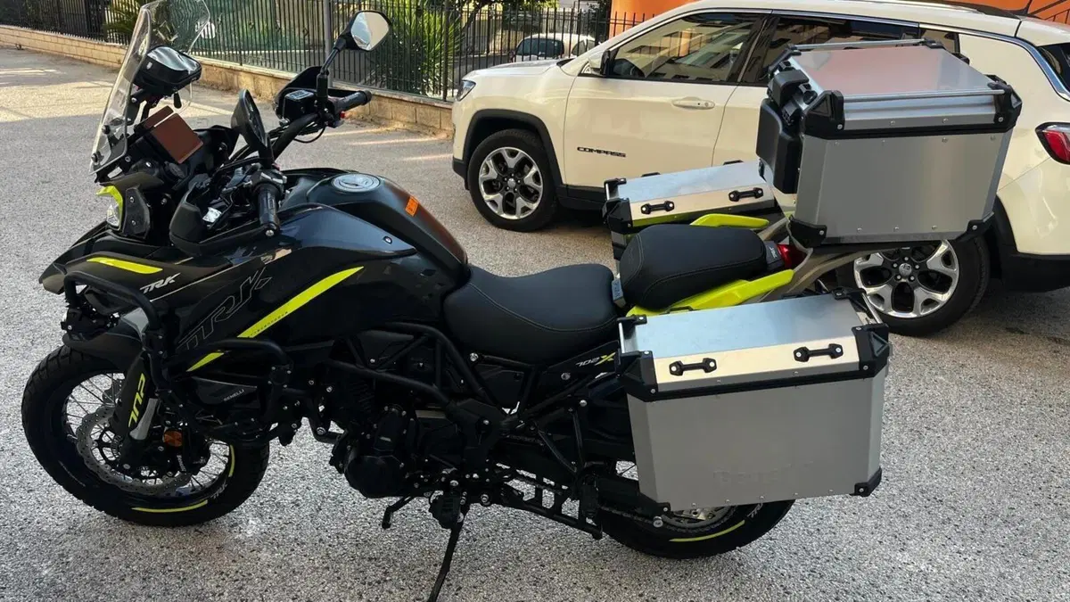 Benelli TRK 702X (2026)  (2)