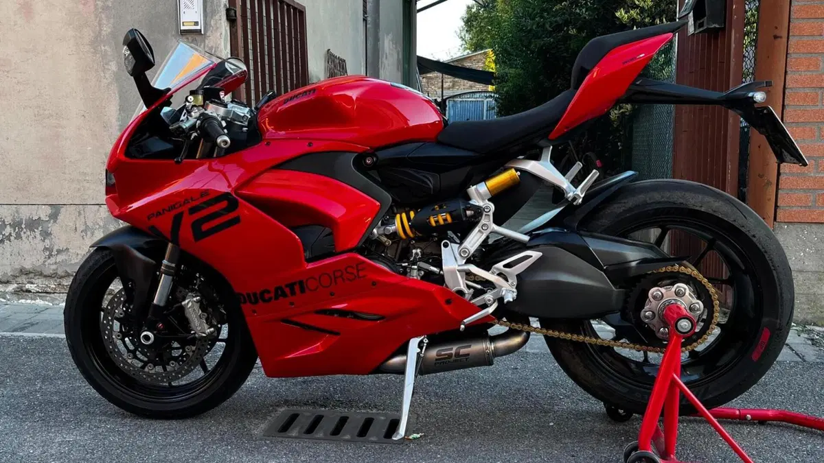 Ducati Panigale V2 955 (2020)  (2)