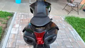 Aprilia Dorsoduro 750 (2009 - 14)  (4)