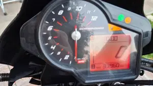 Aprilia Dorsoduro 750 (2009 - 14)  (5)