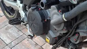 Aprilia Dorsoduro 750 (2009 - 14)  (7)