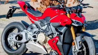 Ducati Streetfighter V4 S (2025 - 26)
