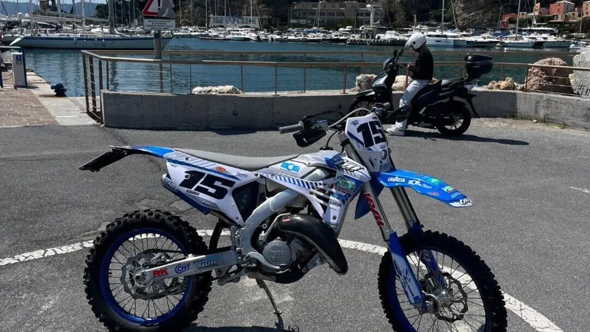 Tm Moto EN 125 Fi 2T (2024)  (2)