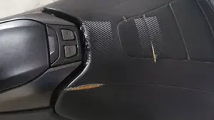 Yamaha T-Max 560 20° anniversario (2021)  (3)