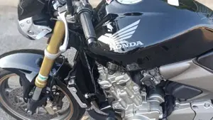 Honda Hornet 600 (2005 - 06)  (3)