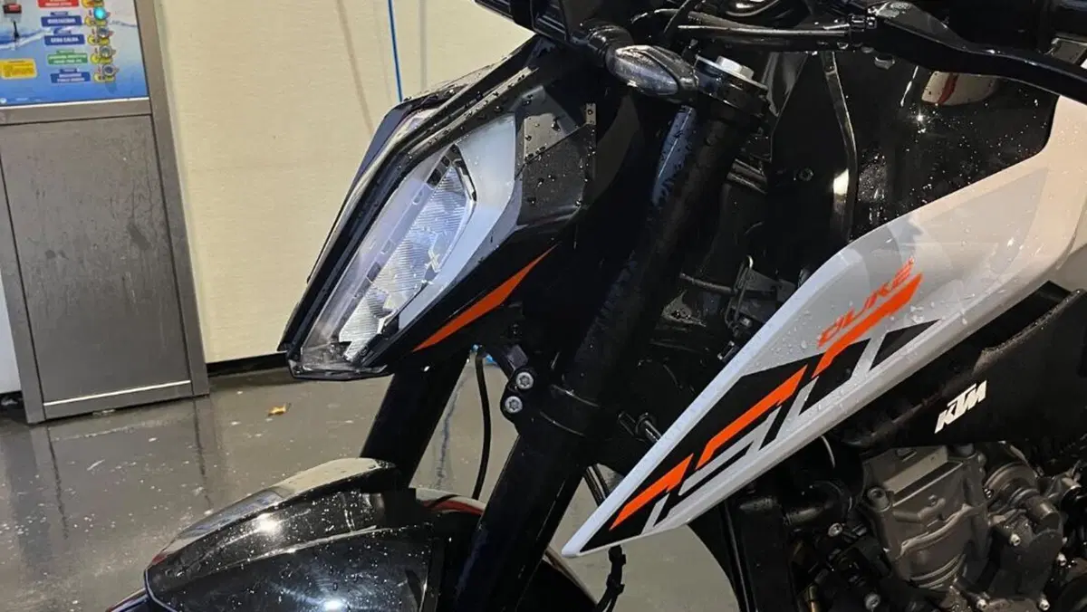 KTM 790 Duke L (2023 - 24)  (18)