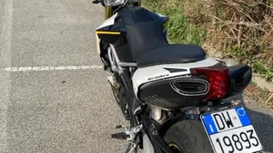 Aprilia Dorsoduro 750 (2009 - 14)  (5)