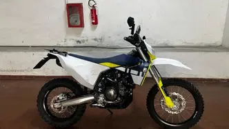 Husqvarna 701 Enduro (2023 - 25) usata