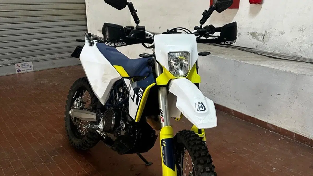 Husqvarna 701 Enduro (2023 - 25)  (2)
