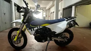 Husqvarna 701 Enduro (2023 - 25)  (3)