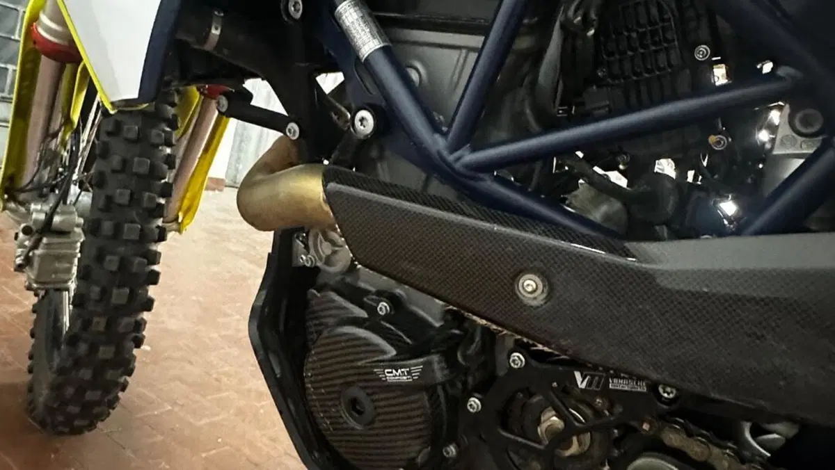Husqvarna 701 Enduro (2023 - 25)  (6)
