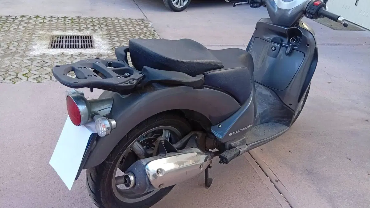 Aprilia Scarabeo 200 (2007 - 11)  (2)