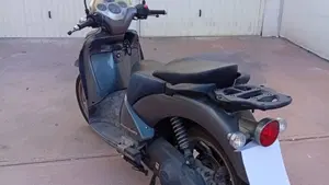 Aprilia Scarabeo 200 (2007 - 11)  (5)