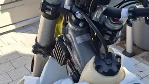 Husqvarna FE 250 (2022)  (15)