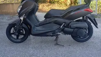Yamaha X-Max 250 Sport (2011 - 13) usata