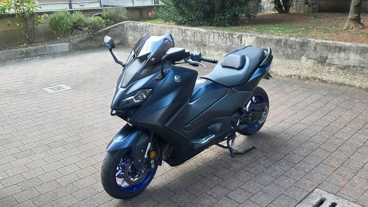 Yamaha T-Max 560 (2022 - 24) 