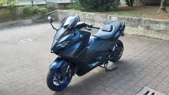 Yamaha T-Max 560 (2022 - 24) usata