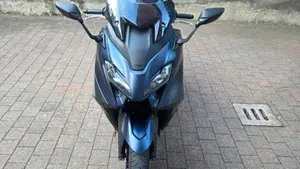 Yamaha T-Max 560 (2022 - 24)  (2)