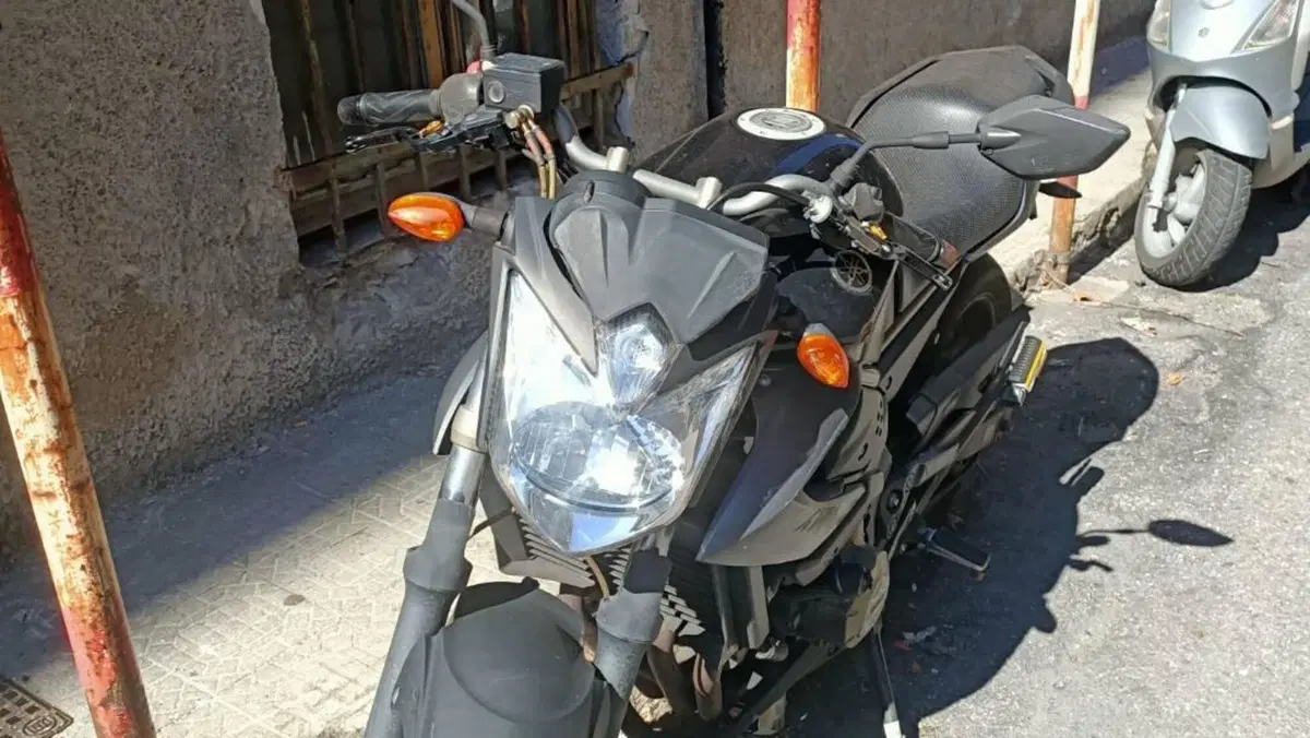 Yamaha XJ6 (2008 - 15)  (3)