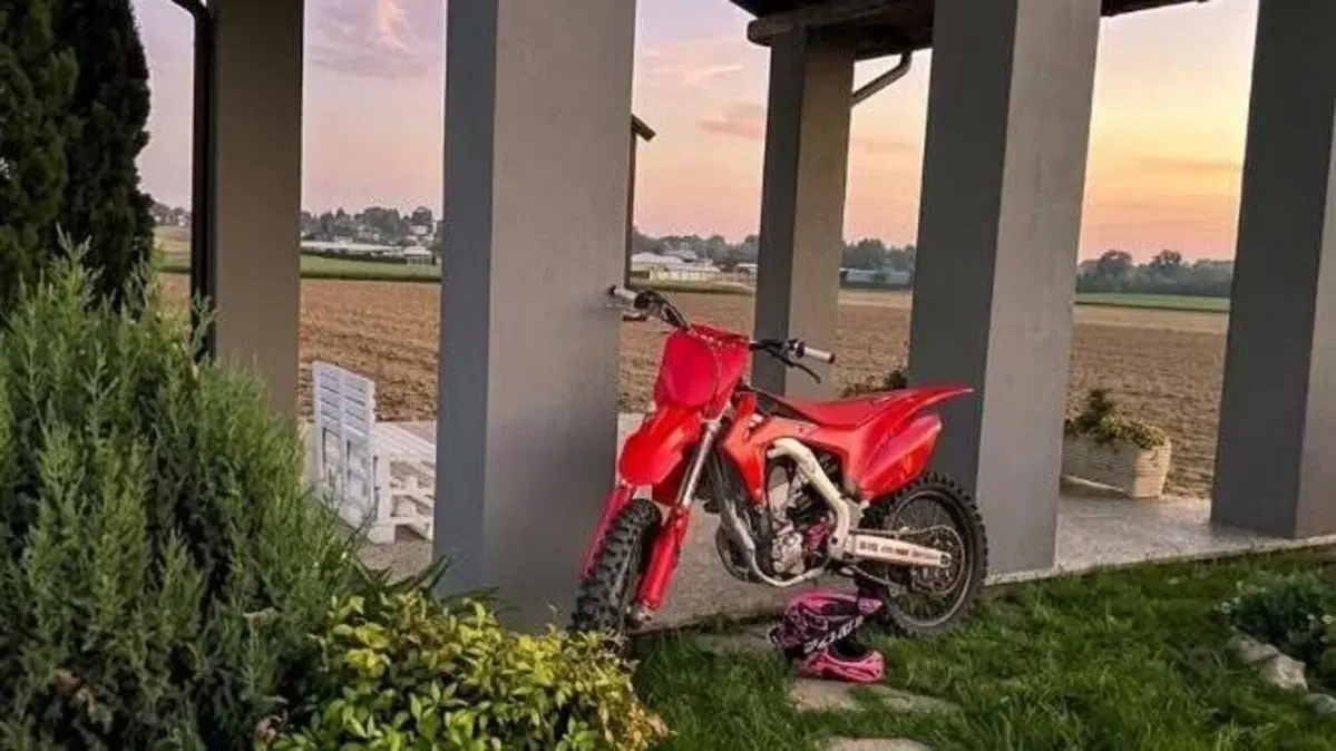 Honda CRF 250R (2014)  (2)