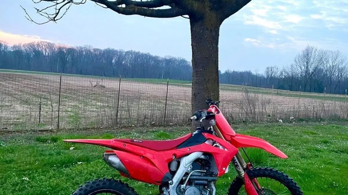 Honda CRF 250R (2014)  (5)