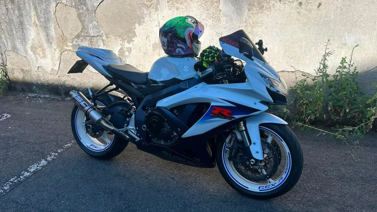 Suzuki GSX R 600 (2008 - 10)  (2)