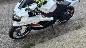 Suzuki GSX R 600 (2008 - 10)  (7)