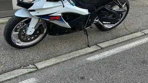 Suzuki GSX R 600 (2008 - 10)  (9)