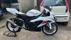 Suzuki GSX R 600 (2008 - 10)  (12)