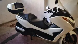 Honda Forza 300 ABS (2013 - 17) 