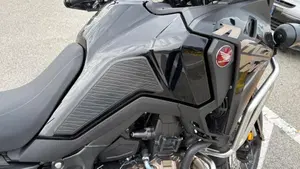 Honda Africa Twin CRF 1100L ES (2024 - 26)  (2)